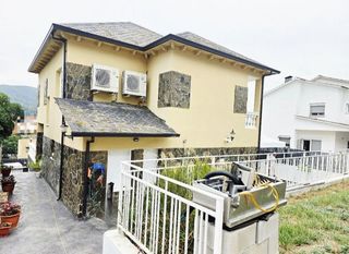 Chalet en venta en Sant Fost de Campsentelles