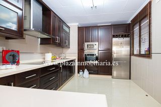 Chalet en venta en Lucena