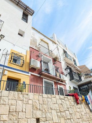 Casa adosada en venta en Casco Antiguo - Santa Cruz en Alicante