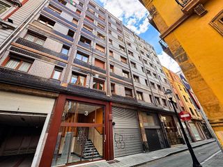 Piso en venta en Centro en Gijón