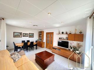 Casa adosada en venta en L'Eixample en Sant Feliu de Guíxols