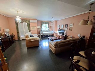 Casa adosada en venta en Estación-Manantiales en Guadalajara