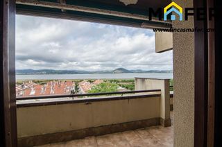 Piso en venta en Laredo