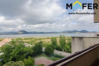 Piso en venta en Laredo