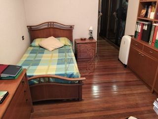 Piso en venta en San Pedro de Deusto-La Ribera en Bilbao