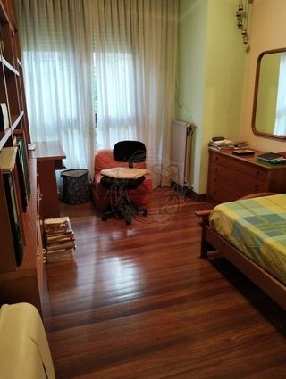 Piso en venta en San Pedro de Deusto-La Ribera en Bilbao