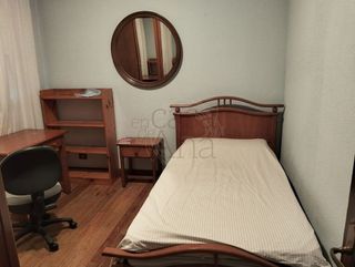 Piso en venta en San Pedro de Deusto-La Ribera en Bilbao