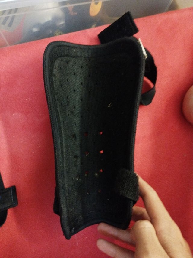 Parastinchi Nike grandi