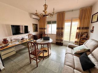Piso en venta en Linares