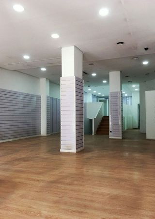 Local comercial en alquiler en Arrancapins en Valencia