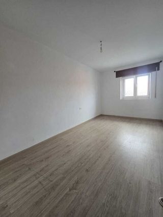 Casa adosada en venta en Pontedeume