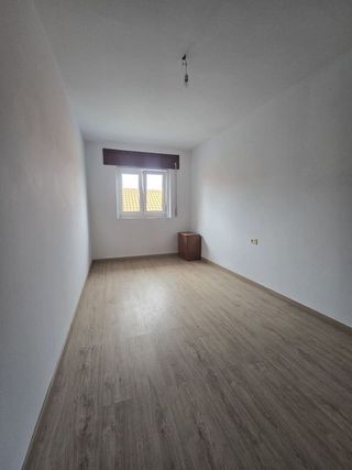 Casa adosada en venta en Pontedeume