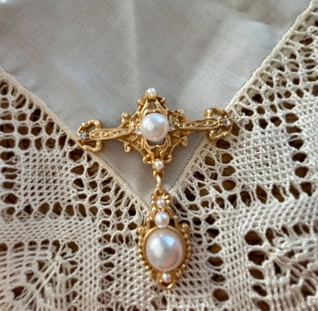 Aderezo Dorado Fallera Infantil con Cruz Perlas