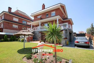 Chalet en venta en Palau-solità i Plegamans