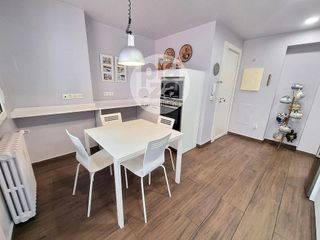 Piso en venta en Plaza España - Villa Pilar - Reyes Católicos - Vadillos en Burgos