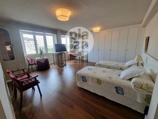 Piso en venta en Plaza España - Villa Pilar - Reyes Católicos - Vadillos en Burgos