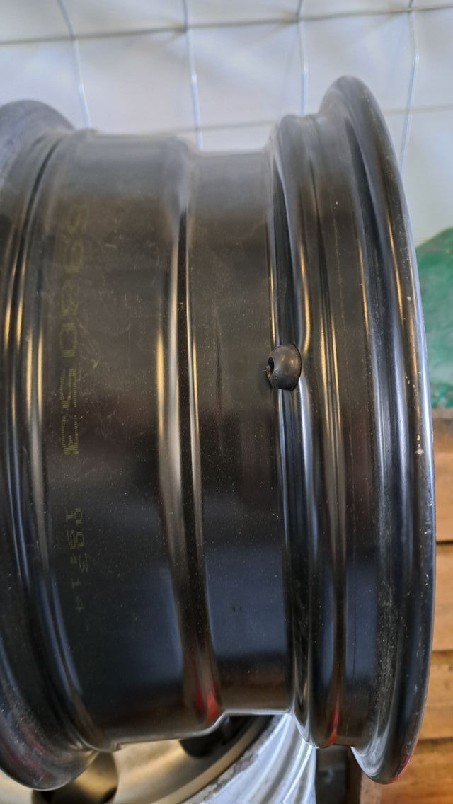 Llanta Nueva Carbono Citroen C5 llanta 16 4x108