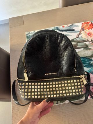 Zaino Michael Kors nero borchie
