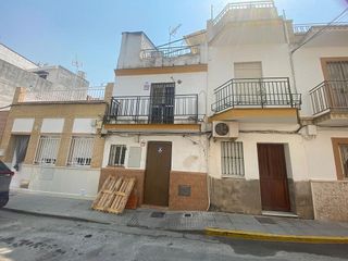 Casa adosada en venta en Algaba (La)