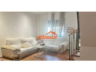 Casa adosada en venta en Campo de la Verdad - Miraflores en Córdoba