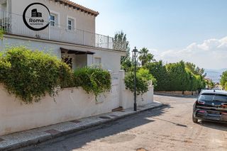 Chalet en venta en Barrio de la Vega en Monachil