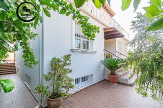 Chalet en venta en Barrio de la Vega en Monachil