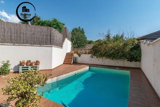 Chalet en venta en Barrio de la Vega en Monachil