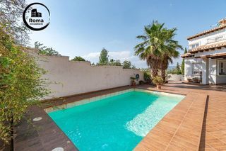 Chalet en venta en Barrio de la Vega en Monachil