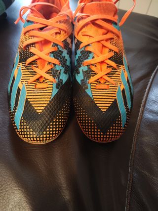 Botas de fútbol Adidas 37,5


