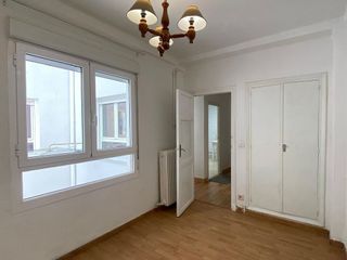 Piso en venta en Plaza España - Villa Pilar - Reyes Católicos - Vadillos en Burgos