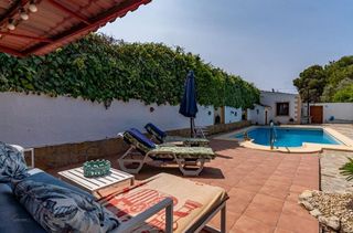 Chalet en venta en Teulada Pueblo en Teulada