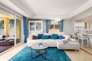 Casa pareada en venta en Calahonda en Mijas