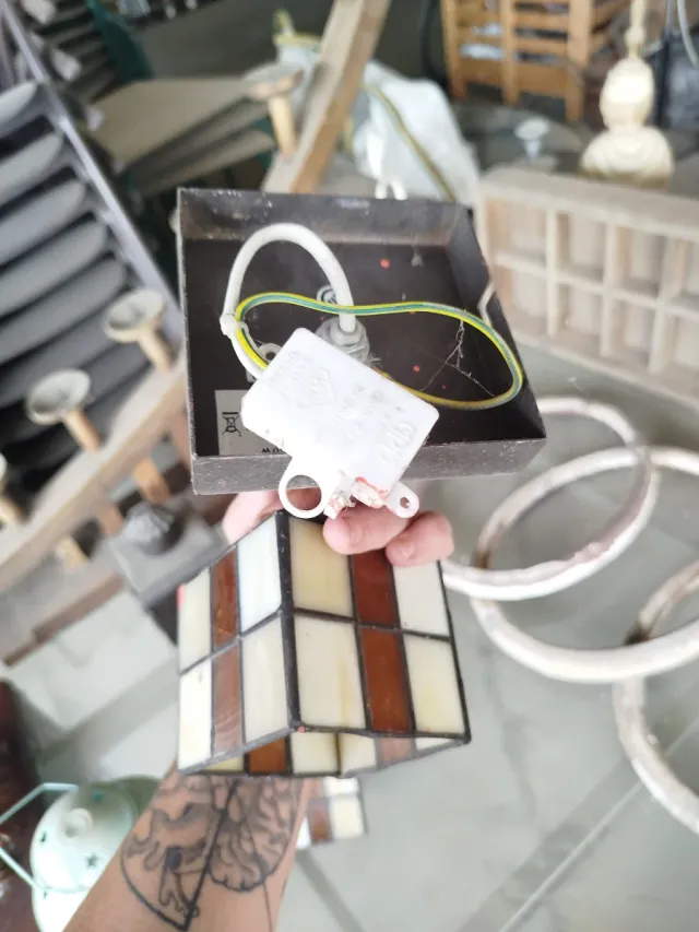 2 Lámparas estilo Tiffany Cristal y Metal