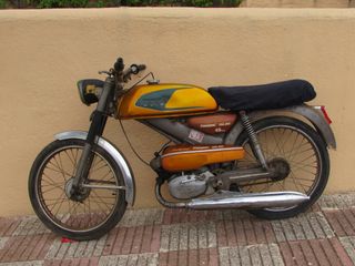 Derbi Tricampeona 49cc con papeles