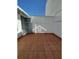 Casa en venta en Lucena