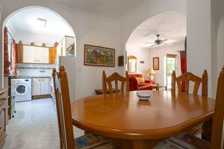 Chalet en venta en El Faro de Calaburra - Chaparral en Mijas