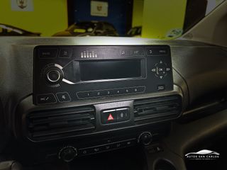 VERSATIL CITROEN BERLINGO BLUEHDI 2 AÑOS GARANTIA