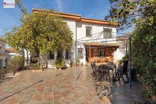 Chalet en venta en Huétor Vega