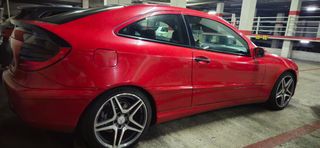 Mercedes-Benz Clase C 2003