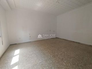Piso en venta en Novelda