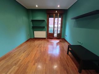 Piso en venta en La Magdalena - Versalles en Avilés