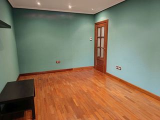 Piso en venta en La Magdalena - Versalles en Avilés