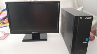PC Acer Aspire + Pantalla Packard Bell Negra