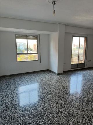 Piso en alquiler en Malilla en Valencia