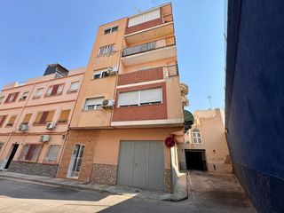 Piso en venta en Barrio Alto - San Félix - Oliveros - Altamira en Almería