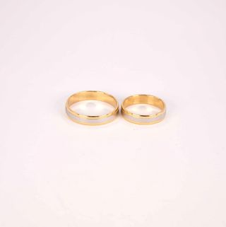 Alianzas oro amarillo y blanco