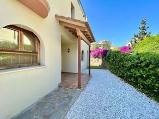 Casa pareada en venta en Costa Esuri en Ayamonte