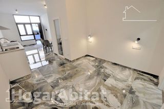 Piso en venta en Benicalap en Valencia