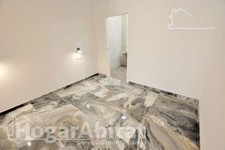 Piso en venta en Benicalap en Valencia