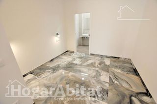 Piso en venta en Benicalap en Valencia
